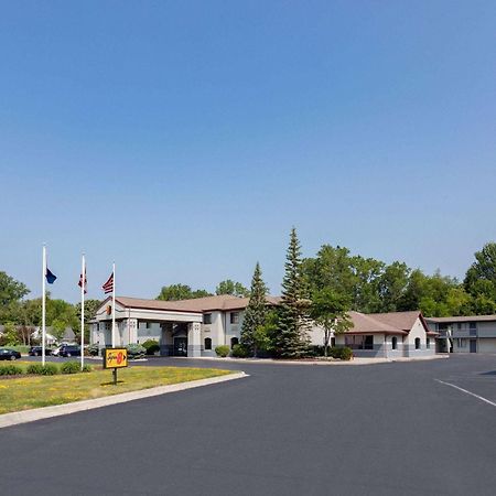 Super 8 By Wyndham Marysville/Port Huron Area Exterior foto