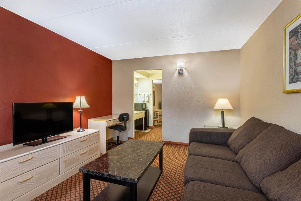 Super 8 By Wyndham Marysville/Port Huron Area Exterior foto